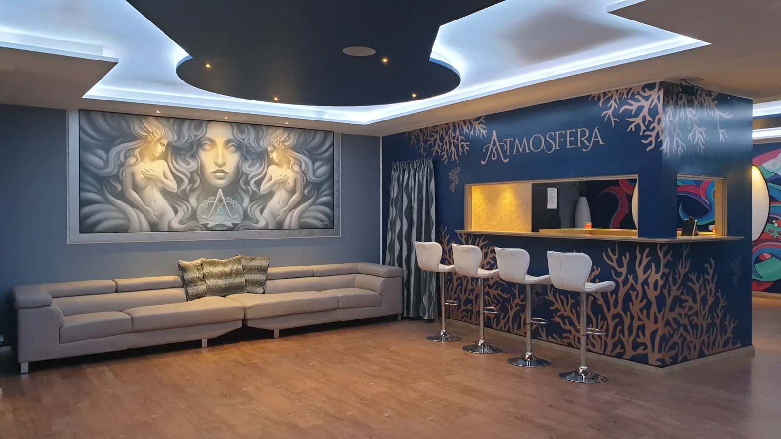 Anqi's mural in a lounge bar